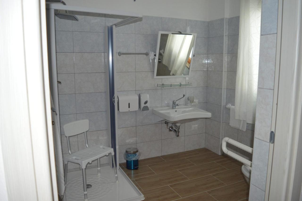 Affittacamere Sos Ninnitteddos Torpè Exterior foto